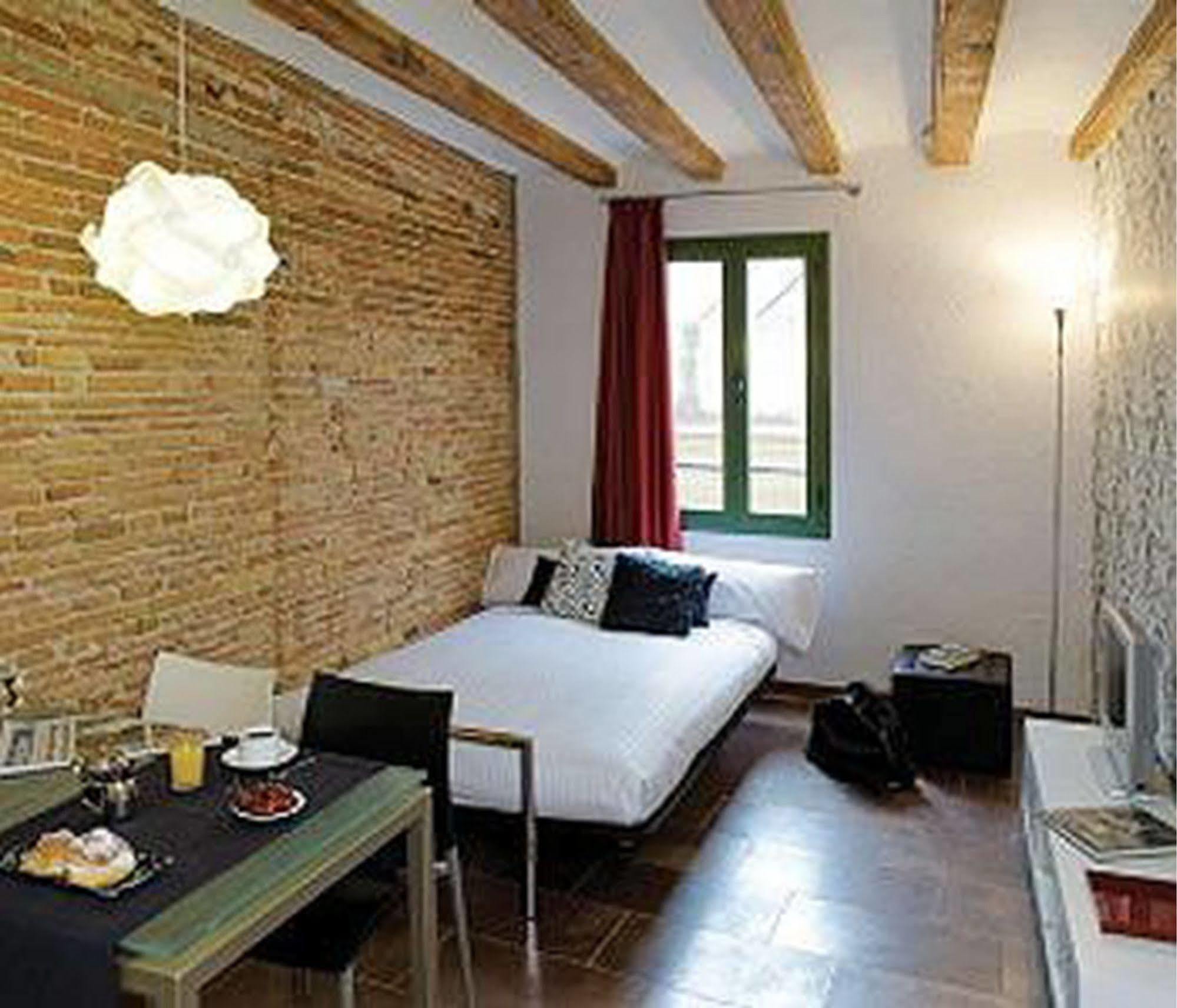 Apartaments Ciutat Vella Barcelona Exterior foto